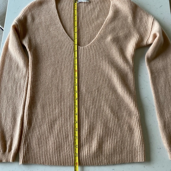 Maison Mere Cashmere Sweater - Picture 5 of 10